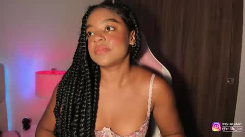 Snapshot of belkis_mills chatting on 07/17/26, 03:29 Belkis online show from 07/17/26, 03:29