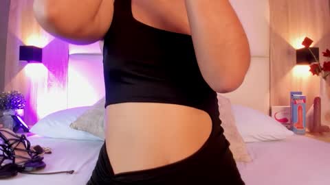 Bella cam online show from 01/06/26, 07:06