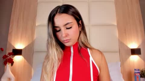 Bella cam online show from 02/21/26, 07:15