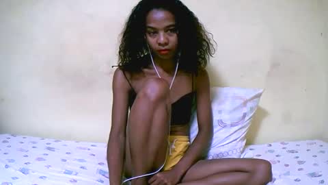 Snapshot of bella193999 chatting on 12/09/24, 07:28 bella193999 online show from 12/09/24, 07:28