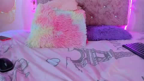 Melanie  online show from 02/01/25, 10:13