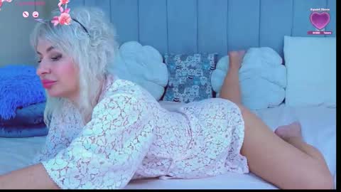 Bella online show from 11/27/25, 07:43