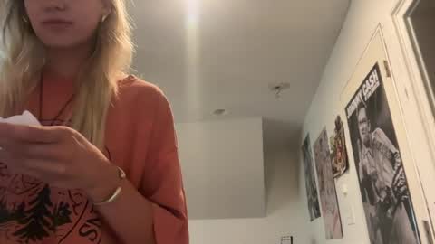 Bella Baby online show from 07/23/26, 02:15