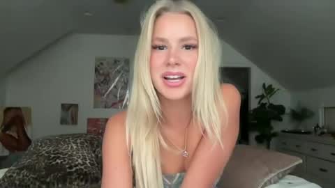 Bella Baby online show from 07/24/26, 05:00