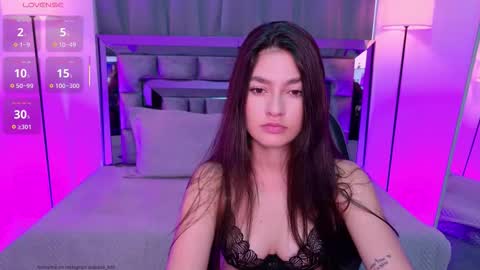 Snapshot of bella_clark2 chatting on 03/12/26, 01:28 Bella online show from 03/12/26, 01:28