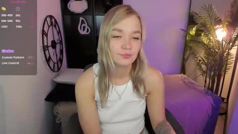 Bella online show from 11/27/25, 09:11