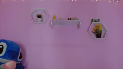 bella_gentle online show from 09/20/25, 02:29