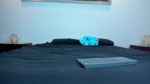 Snapshot of bella_hamilton chatting on 06/11/26, 02:53 bella_hamilton online show from 06/11/26, 02:53