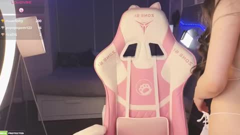 Bella next stream December 2 at 9pm gmt online show from 01/15/25, 10:24