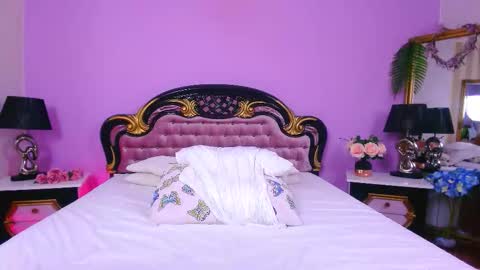 Snapshot of bella_hex chatting on 09/18/25, 05:48 Bella online show from 09/18/25, 05:48