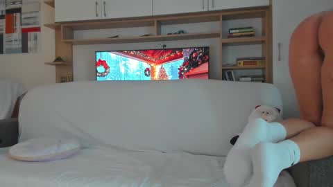 Anna  online show from 12/10/24, 11:32