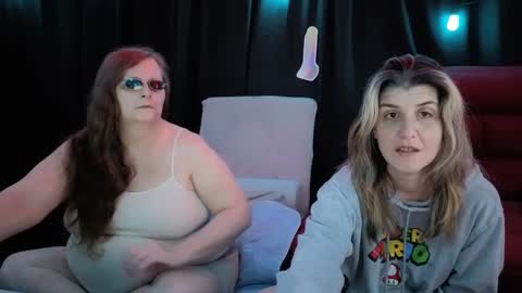 Snapshot of bella_james_1988 chatting on 09/13/25, 03:56 Bella James online show from 09/13/25, 03:56