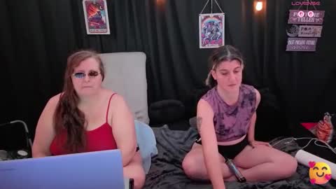 Snapshot of bella_james_1988 chatting on 11/07/25, 04:40 Bella James online show from 11/07/25, 04:40