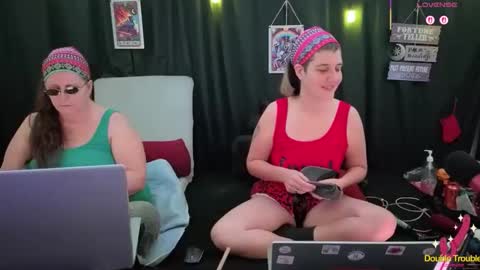 Snapshot of bella_james_1988 chatting on 11/26/25, 05:36 Bella James online show from 11/26/25, 05:36