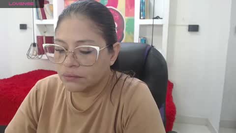 lady online show from 09/25/25, 11:47