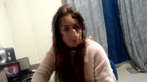bella_luna34 online show from 06/11/26, 02:00