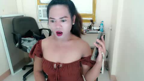 Snapshot of bella_ngo chatting on 04/20/26, 09:34 bella_ngo online show from 04/20/26, 09:34