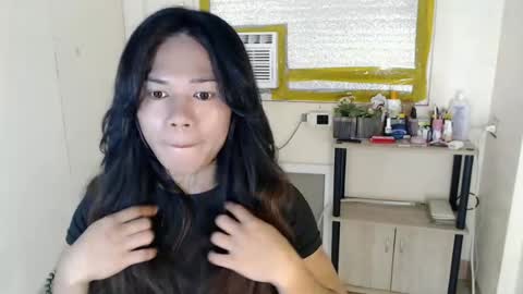 Snapshot of bella_ngo chatting on 06/07/26, 10:19 bella_ngo online show from 06/07/26, 10:19