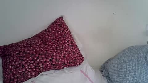 Snapshot of bella_noire1 chatting on 06/09/26, 12:39 bella_noire1 online show from 06/09/26, 12:39