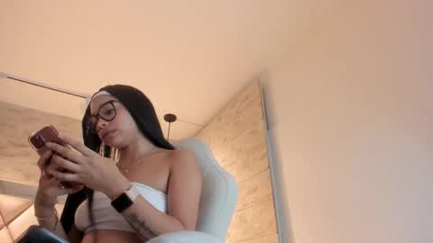 Snapshot of bella_novoa chatting on 03/02/26, 07:15 BELLA online show from 03/02/26, 07:15