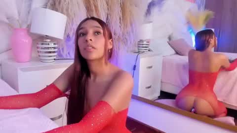 bella_peach_ online show from 07/25/26, 04:21