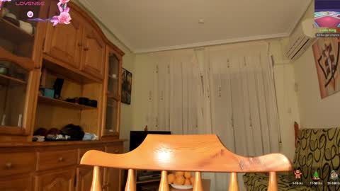 bella_pocahontas3 online show from 12/08/24, 12:07