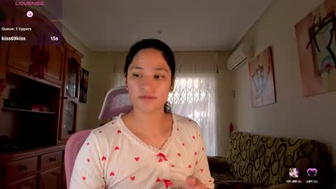 bella_pocahontas3 online show from 02/14/25, 07:38