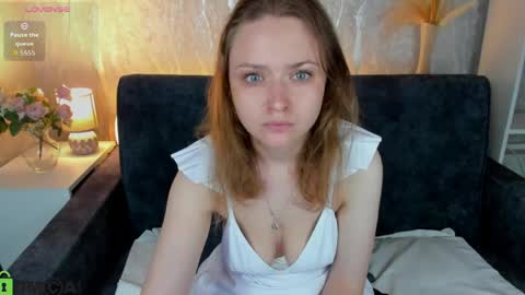Linda Bella online show from 06/08/26, 12:58