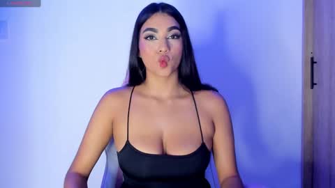 bella_ricci_ online show from 02/27/25, 03:15