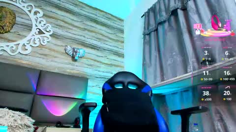 Snapshot of bella_salvatore chatting on 10/07/25, 04:59     online show from 10/07/25, 04:59