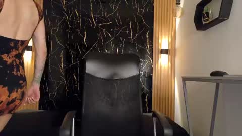     online show from 06/20/26, 08:44