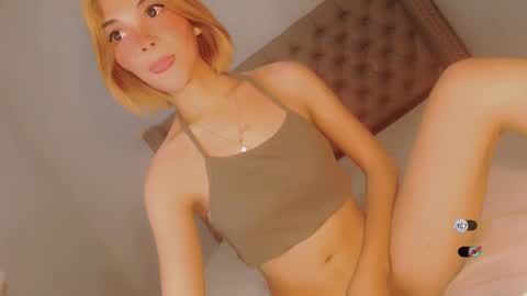 Bella online show from 01/15/25, 04:36
