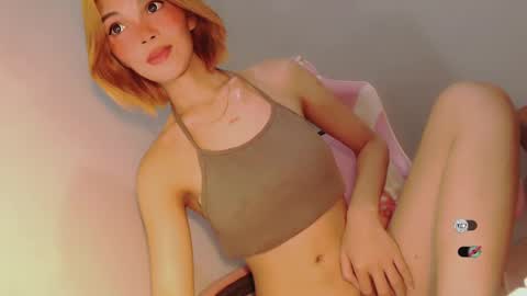 Bella online show from 02/22/25, 06:28