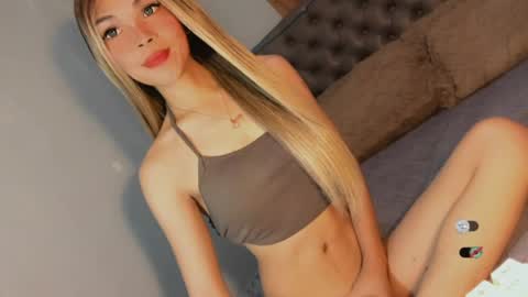 Bella online show from 06/13/26, 03:37
