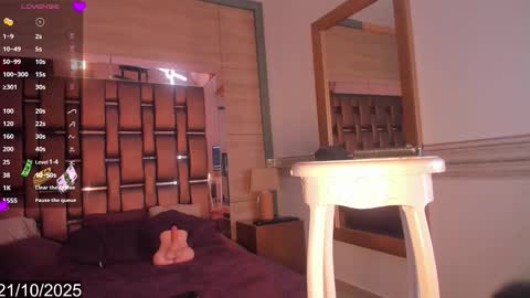 Snapshot of bella_tinkerbell_bahamas chatting on 10/21/25, 09:04 bella_tinkerbell_bahamas online show from 10/21/25, 09:04