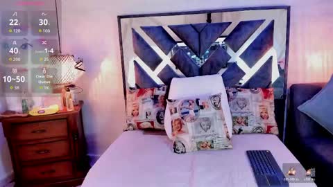 bella_volup online show from 05/10/26, 01:55