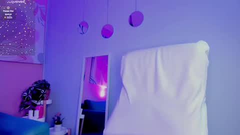 BELLA online show from 10/01/25, 08:15