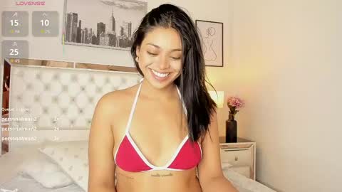 Snapshot of bellaa__jones chatting on 05/05/26, 11:40 Bella online show from 05/05/26, 11:40