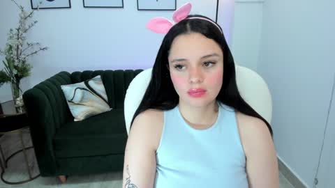  Bella Hadid  online show from 01/11/25, 02:15