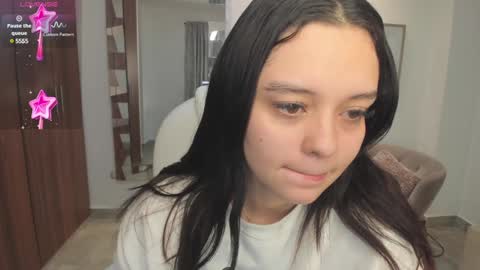  Bella Hadid  online show from 01/28/25, 11:28