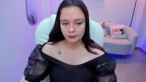  Bella Hadid  online show from 03/02/25, 02:00