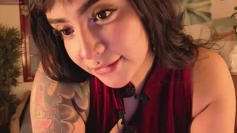 Bella  online show from 10/11/25, 07:45