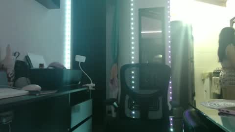 bellabbys8 online show from 12/04/25, 08:23