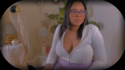 Bellah Blakes-Sarah Scrumptious Lee online show from 03/10/25, 10:26