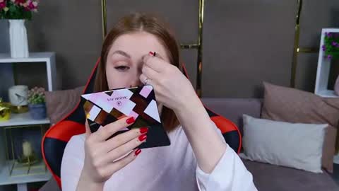 bellacandys online show from 06/19/26, 01:43