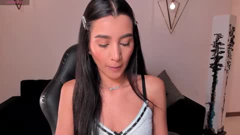  Bella C  online show from 10/02/25, 11:28