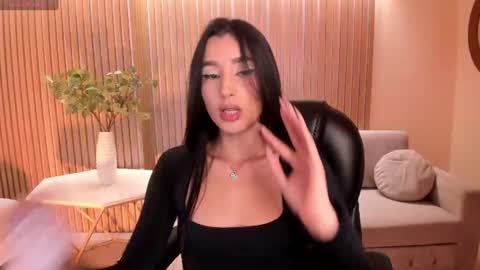  Bella C  online show from 07/04/26, 07:42