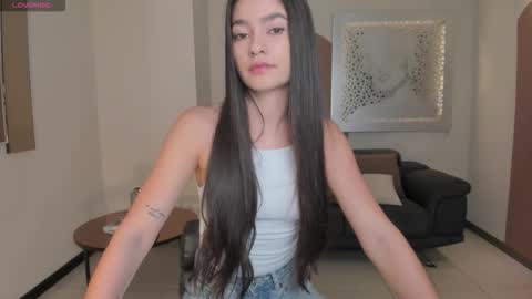 Bella  online show from 09/09/25, 11:43