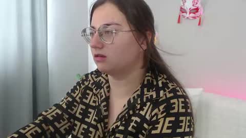 Anna online show from 07/14/26, 05:34
