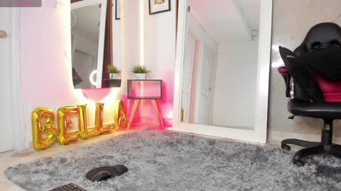 belladuboiss_ online show from 01/03/25, 03:22
